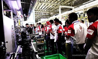 宗申缅甸经销商代表团访问重庆工厂